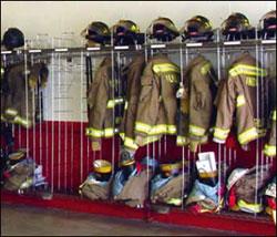 Chrome Plated Wall Mounted Gear Storage - 18" Sections